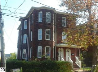 150 Babcock St, Hartford, CT 06106