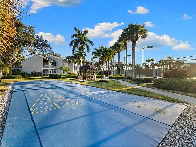 2651 Citrus Lake Dr #D-302 — Photo 25