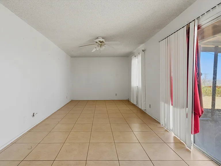 7273 Sunny Vista Rd — Photo 9