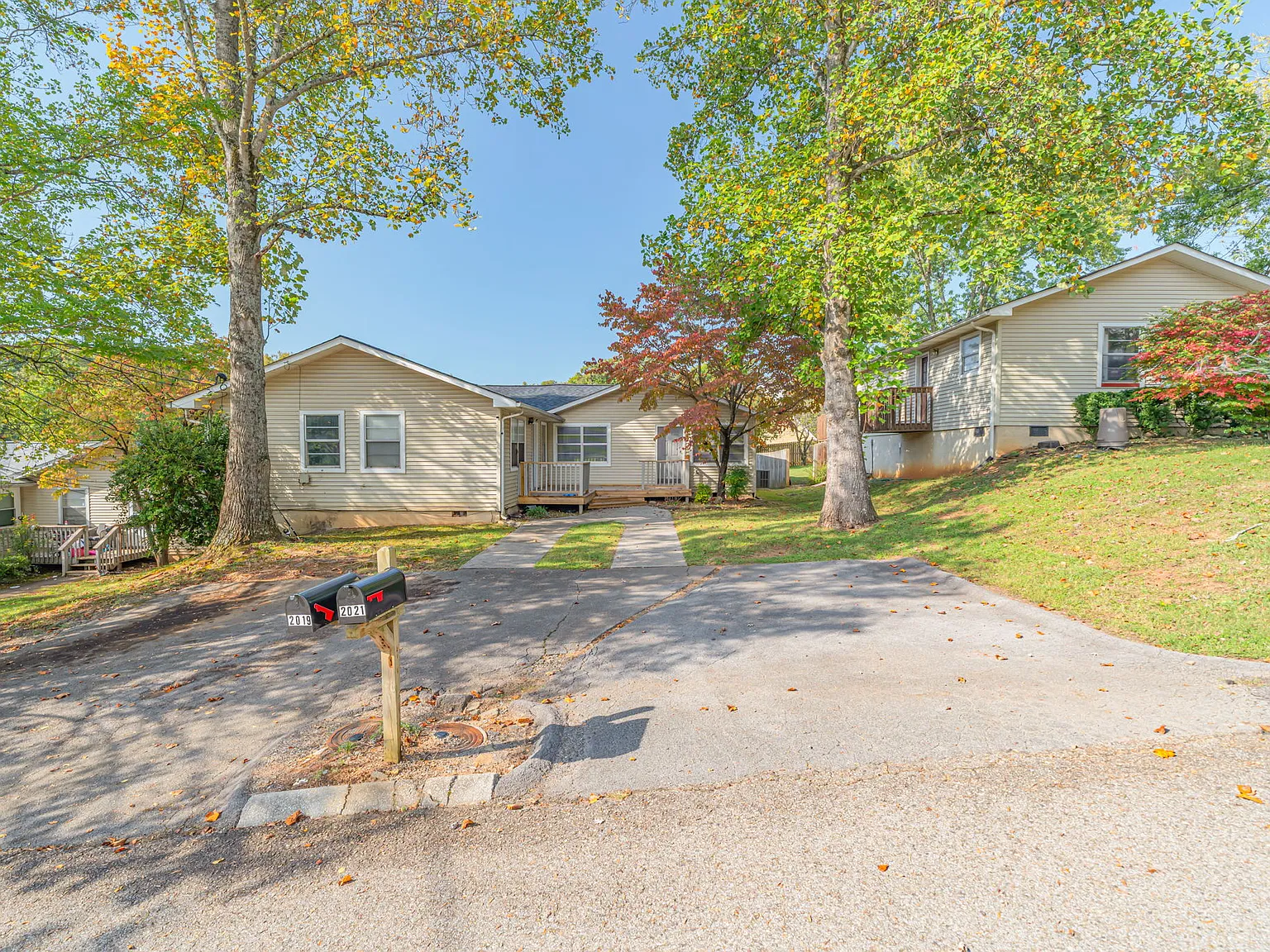 (ACHZL) Countryhill (Apts 1 - 4) - 21 — Photo 3