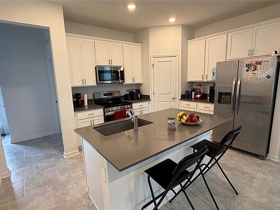 5th image of 4125 Pino St