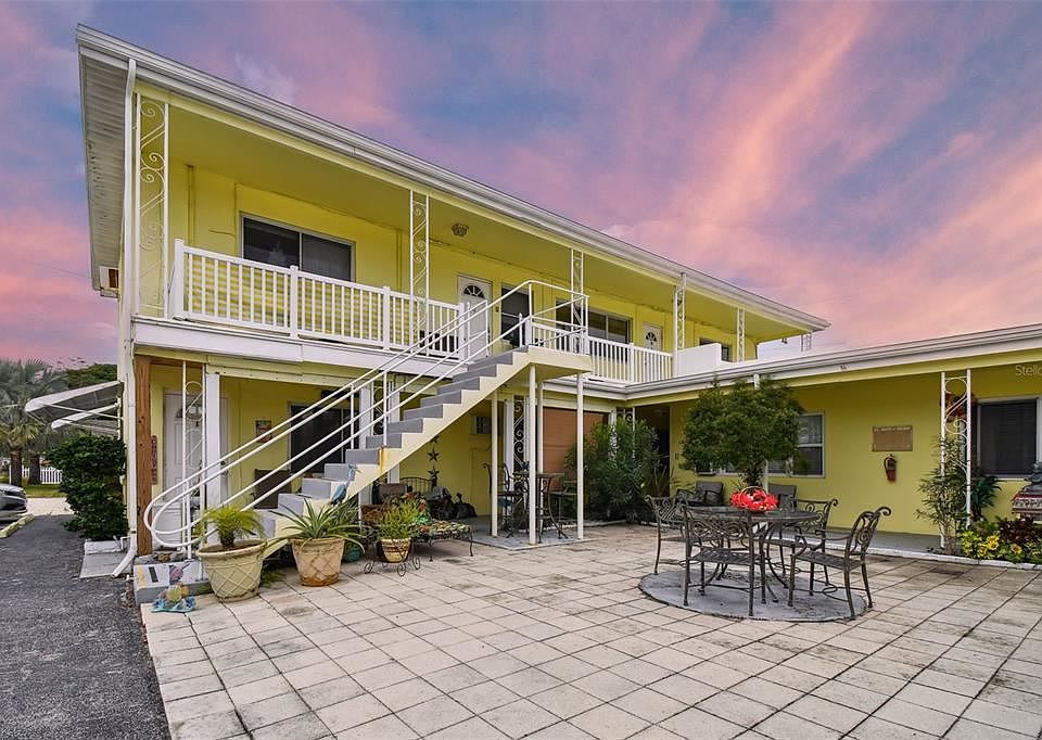 1st image of 95 144th Ave APT 10