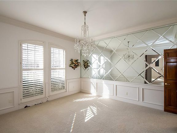 4th image of 1301 Green Hills Ct