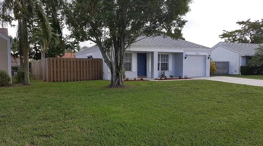 3 bed, 1191 sqft, $3,300 — Photo 3