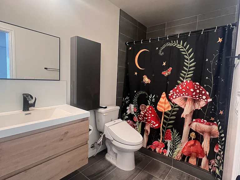 670 Lombardy Pl — Photo 13