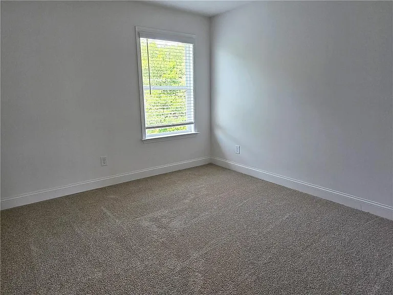 7372 Rocklin Ln — Photo 24