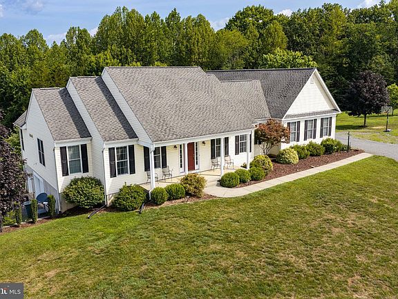 4th image of 66 Wrights Ln