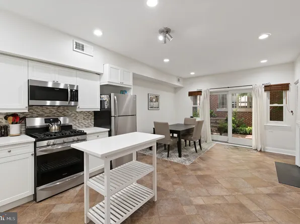 705 Pemberton St #711, Philadelphia, PA 19147