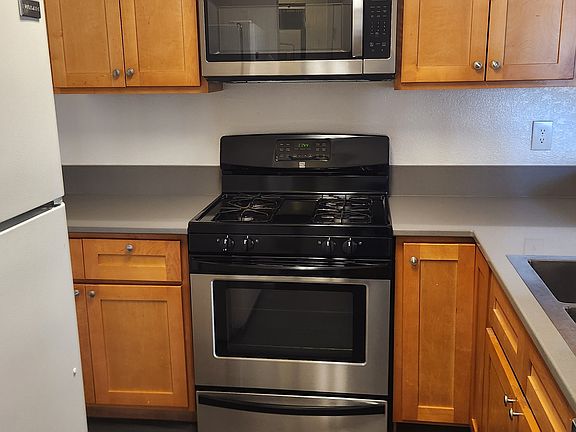 5th image of 11150 Trinity River Dr APT 80