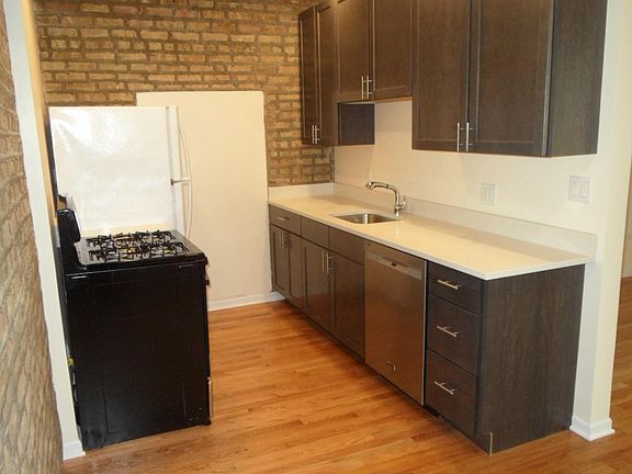 5th image of 6150 N Winthrop Ave APT 110