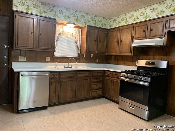 5th image of 3218 Cato Blvd