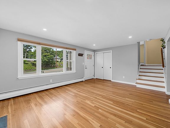 3rd image of 566 Main St