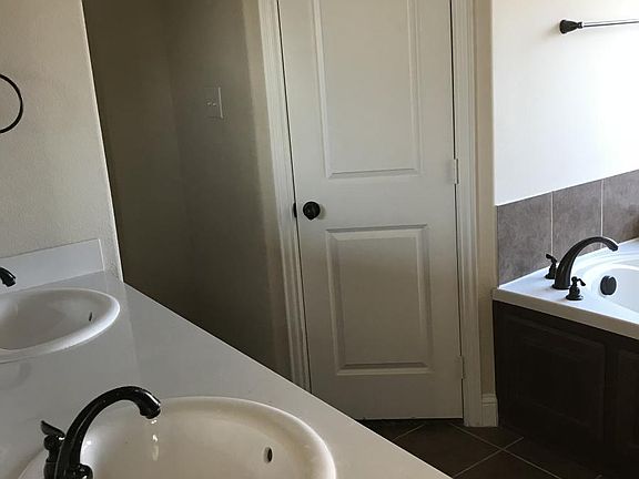 Bathroom (2)