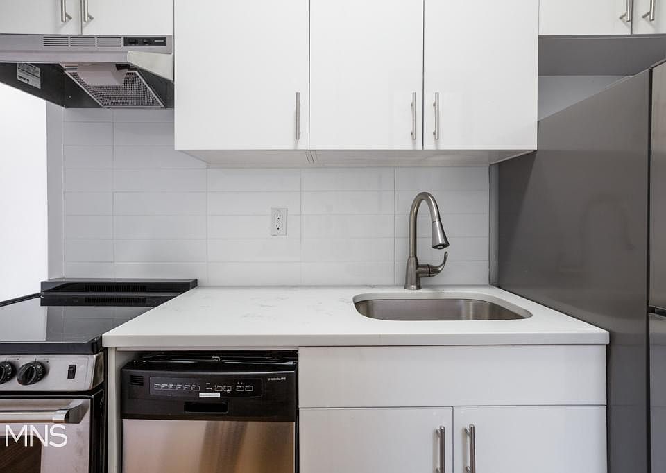 1st image of 206 W 133rd St APT 3A