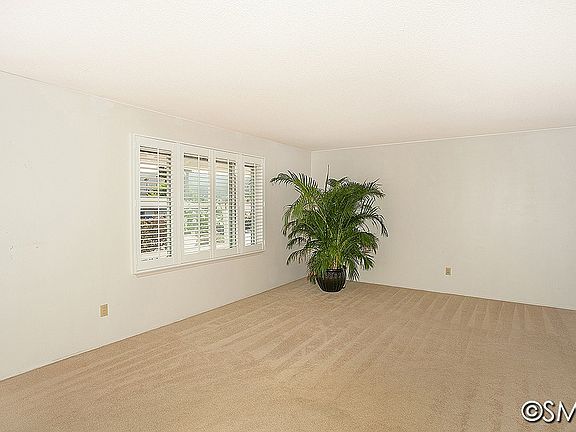 2nd image of 912 La Fiesta Pl