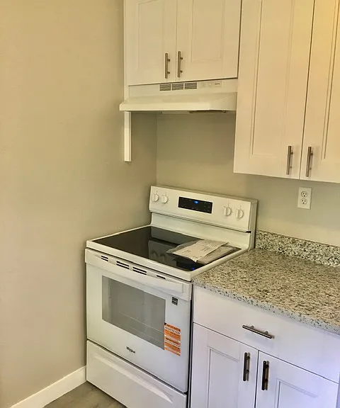 1306 Melrose Pkwy — Photo 15