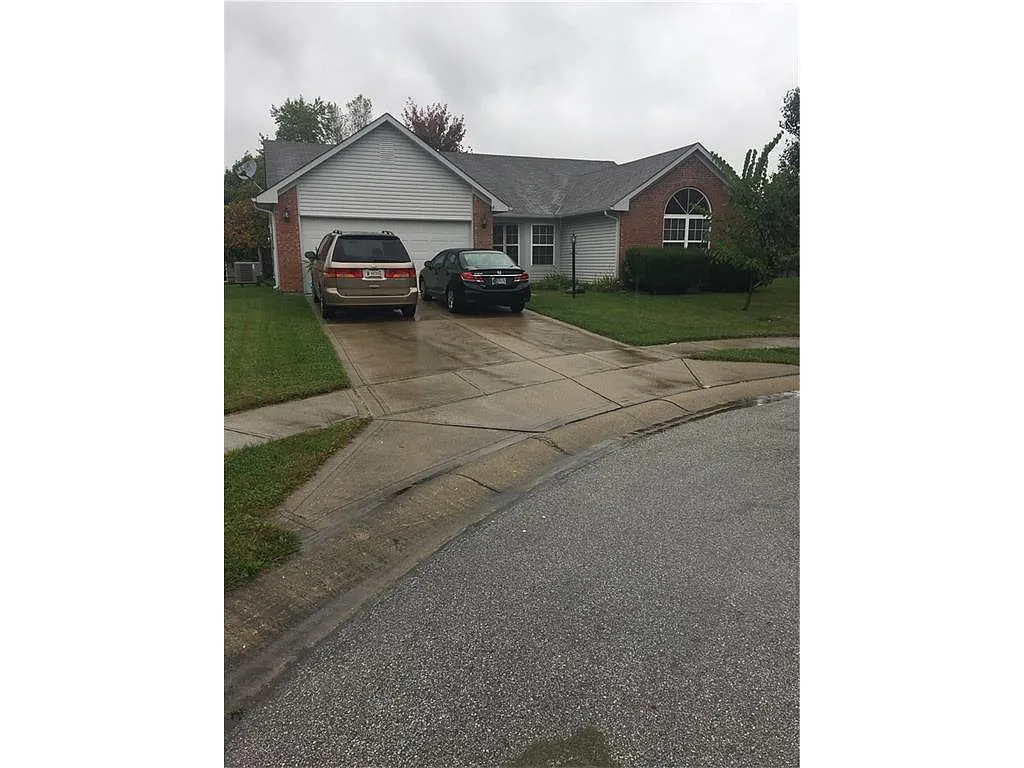 6612 Blackthorn Dr photo 1