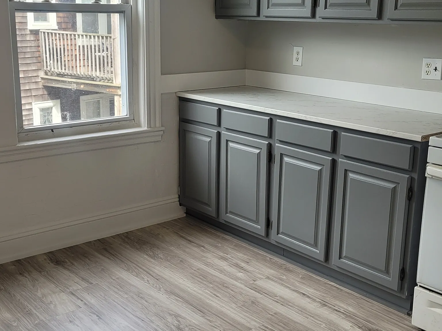 2 bed, 1000 sqft, $2,500 — Photo 3