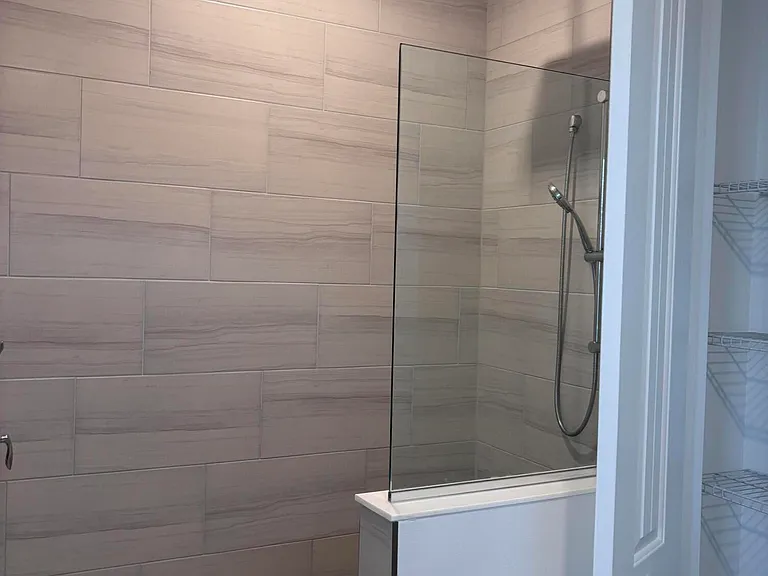 1255 Wadsworth St SE — Photo 2