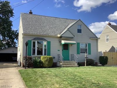 15871 Pike Blvd, Brookpark, OH, 44142