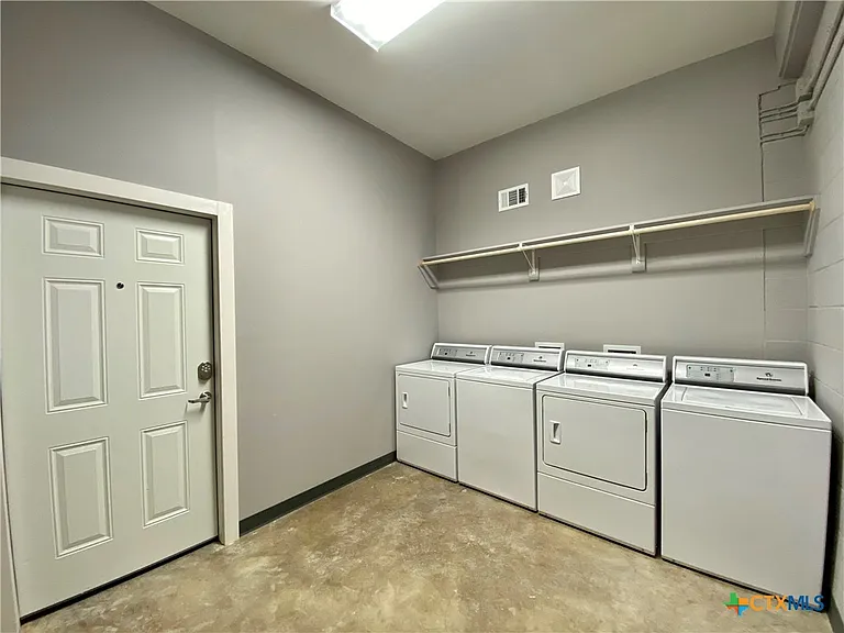 1409 N Bishop St #2 — Photo 10