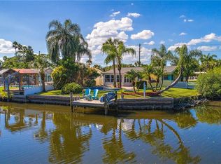 4791 Shore Acres Blvd NE, Saint Petersburg, FL 33703