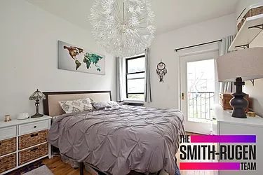 Rented by R New York