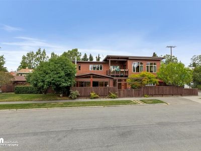 745 W 13th Ave Anchorage Ak 99501 Zillow