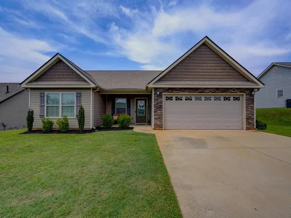 616 Renita Dr, Boiling Springs, SC 29316