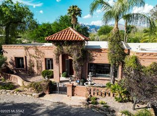 3920 N Hillwood Pl, Tucson, AZ 85750