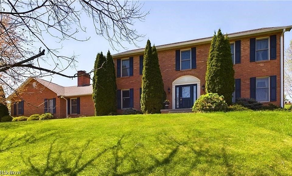 1st image of 132 Rosemar Meadows Dr