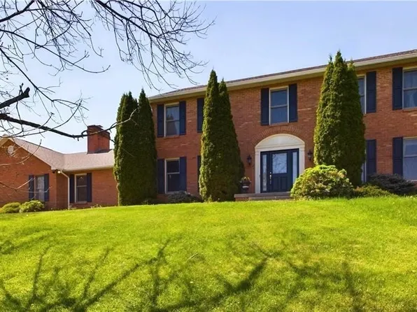 132 Rosemar Meadows Dr, Vienna, WV 26105