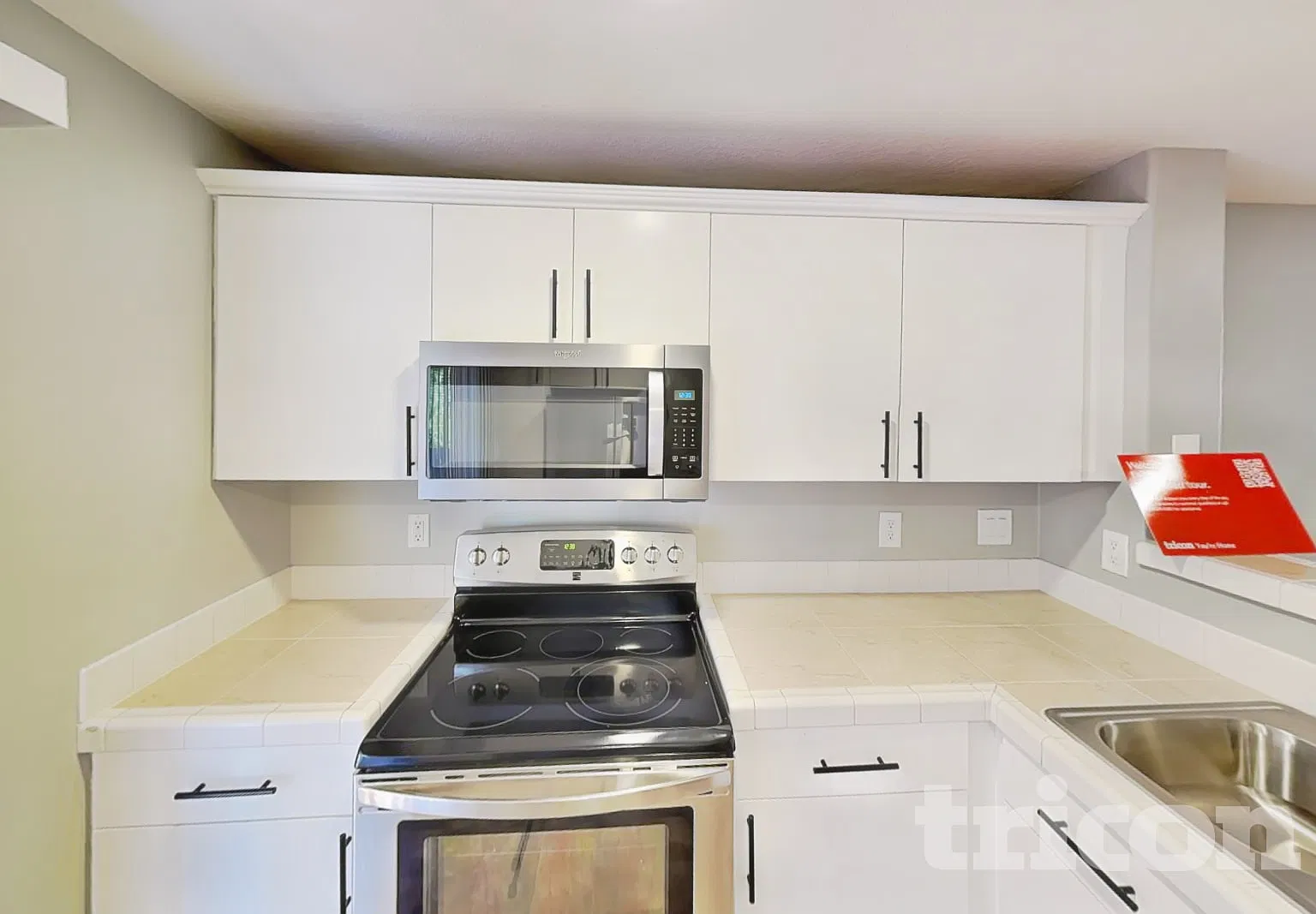 577 SW 207Th Avenue Beaverton OR — Photo 4