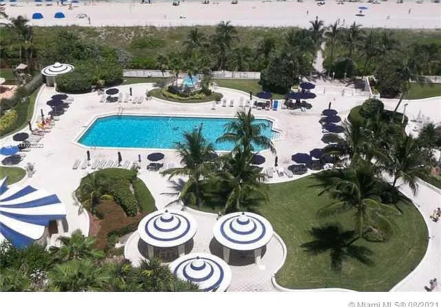 5151 Collins Ave #1030 — Photo 35