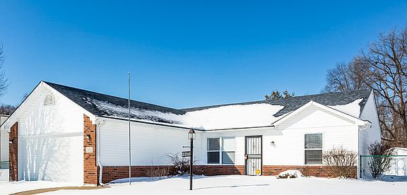 2nd image of 3356 Lauren Dr