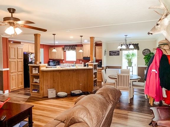 5th image of 347 Southland Dr