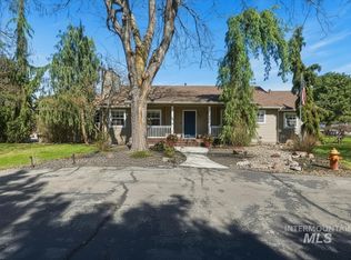 264 W Rush Ct, Eagle, ID 83616