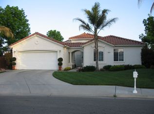 2441 Alamos Ave, Clovis, CA 93611