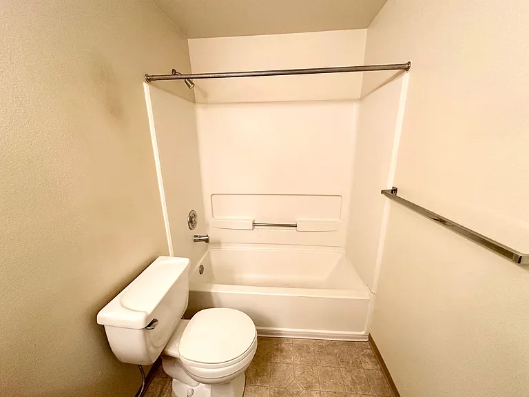 904 Juniper Ave — Photo 42