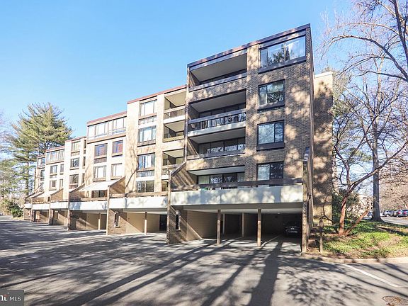 3rd image of 4952 Sentinel Dr APT 205