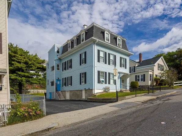 35 Shelby St, Worcester, MA 01605