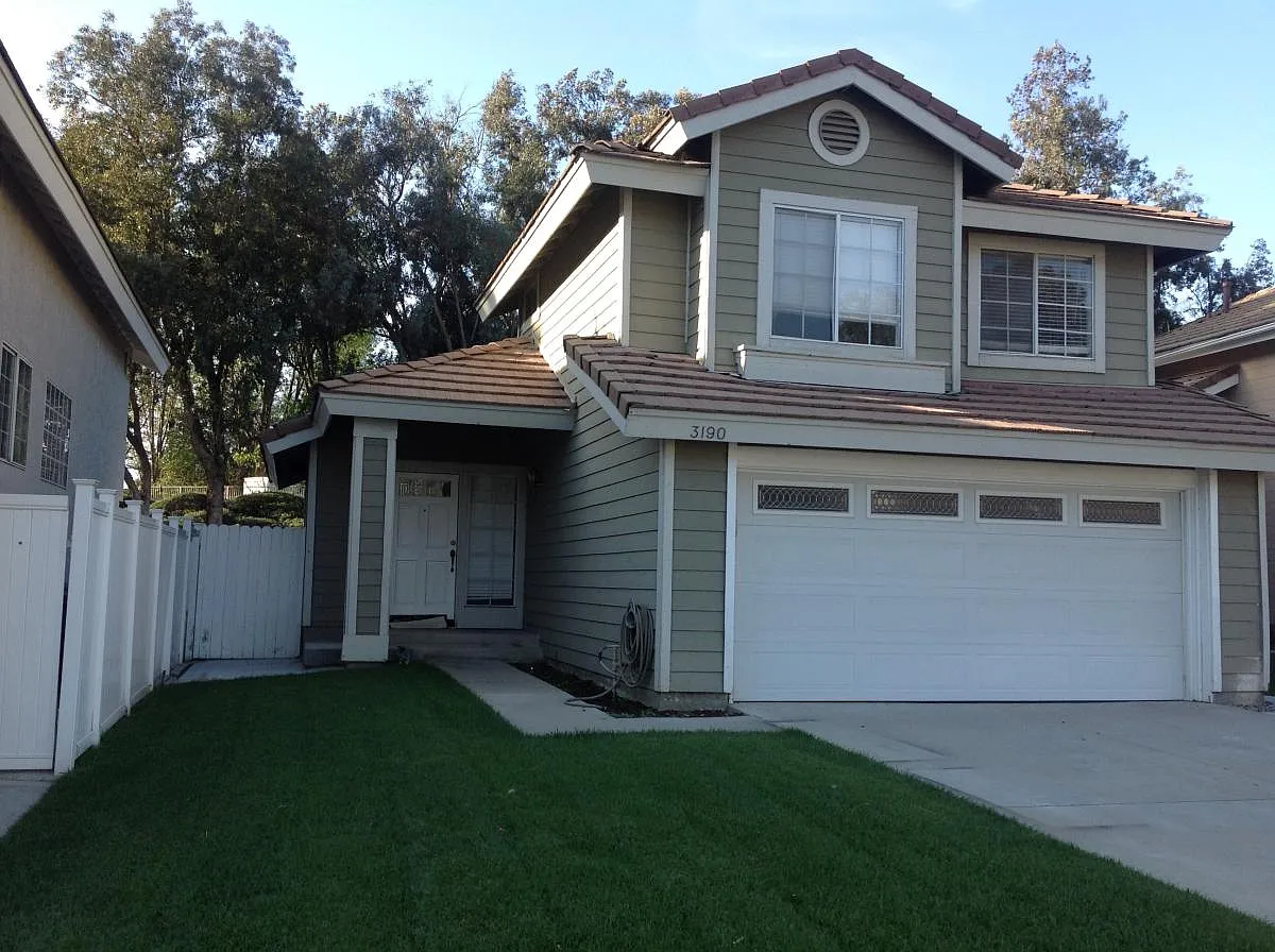 3 bed, 2.5 bath, 1460 sqft, $3,500 — Photo 1