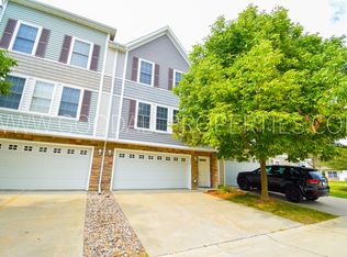 4306 152nd Pl, Urbandale, IA 50323