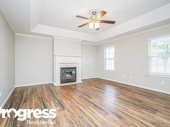 3rd image of 1442 Amberwood Cir