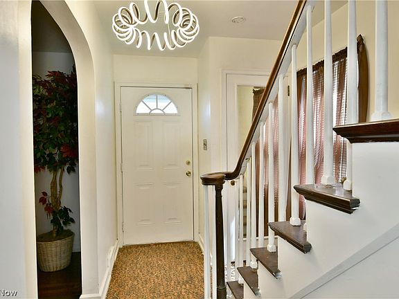 5th image of 4104 Howard St