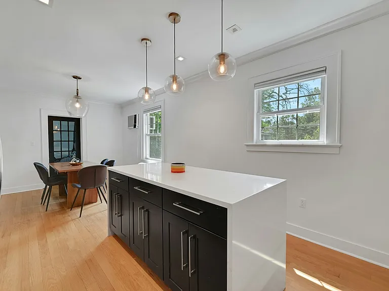 47 George St — Photo 3