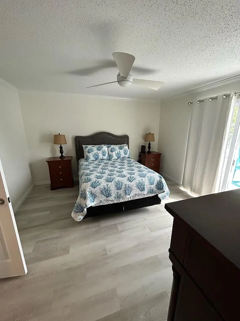 2 bed, 1180 sqft, $2,150 — Photo 2