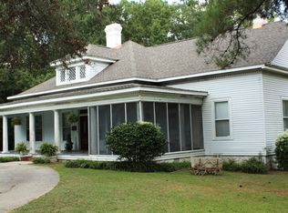 220 N Vance St, Red Springs, NC 28377