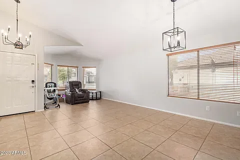 16771 W Taylor St — Photo 7