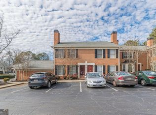 35 Mount Vernon Cir, Sandy Springs, GA 30338